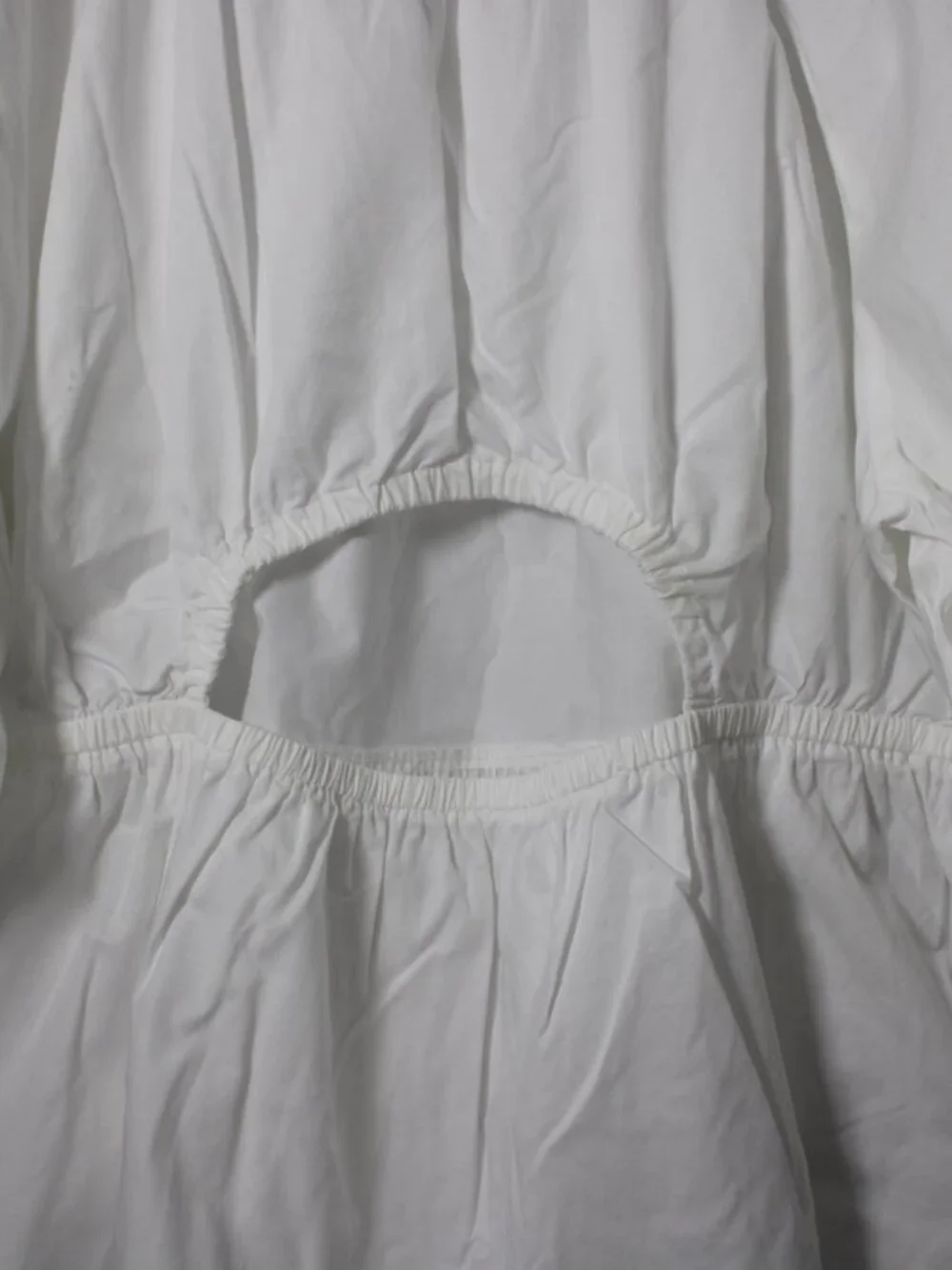 Old Navy Extra Large White Puff Sleeve Open Back 100% Cotton Peplum Blouse
